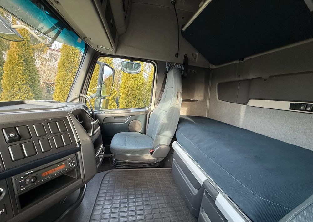 Tractor unit Volvo FH 420 EURO 5: picture 11