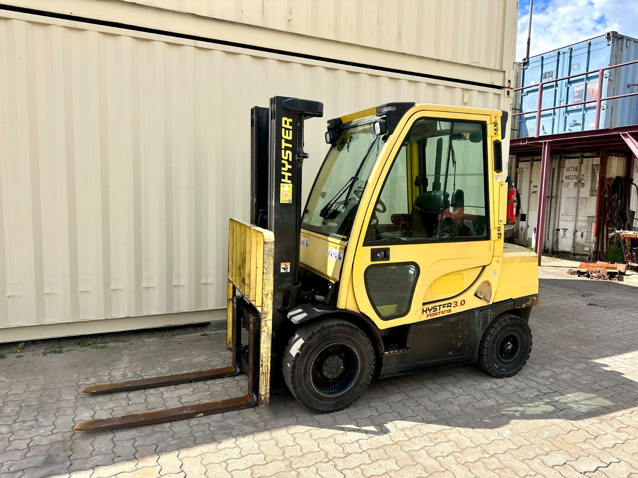 Diesel forklift Hyster H3.0FT / Diesel / Triplex / Ex Armee: picture 1