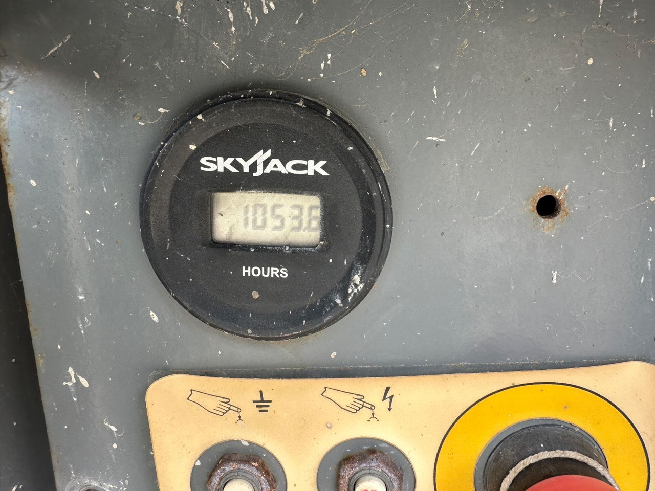 Truck mounted aerial platform Skyjack SJ6826RT 4x4 Diesel, 9.9 Meter, 1.053 H: picture 12