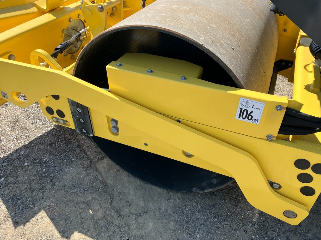 Roller BOMAG DE BW 124 DH-5  Stage V/Tier 4f: picture 9