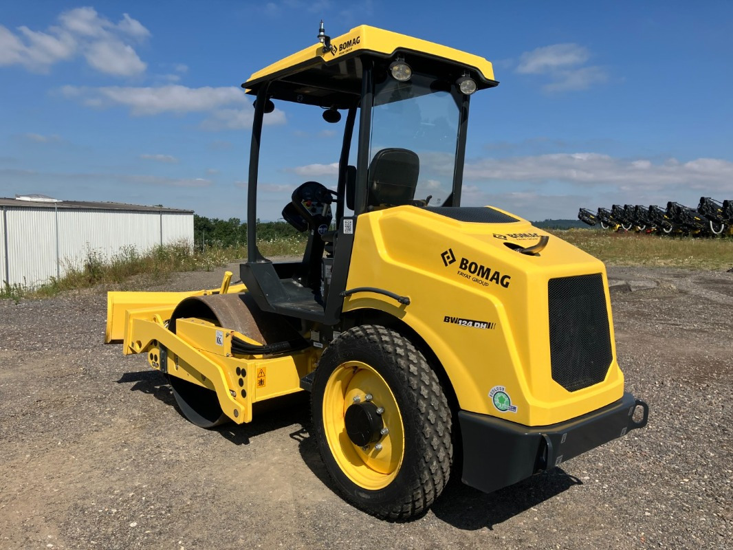 Roller BOMAG DE BW 124 DH-5  Stage V/Tier 4f: picture 18