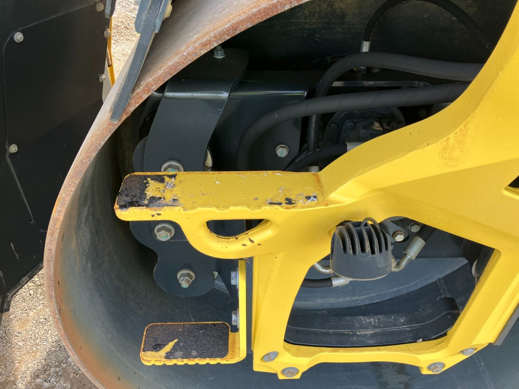 Roller BOMAG DE BW 174 AP-5 AM Hybrid Stage V/Tier 4f: picture 39 Roller BOMAG DE BW 174 AP-5 AM Hybrid Stage V/Tier 4f: picture 39