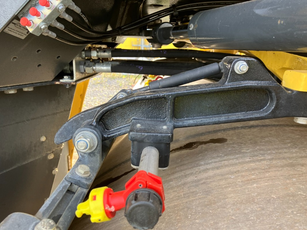 Roller BOMAG DE BW 174 AP-5 AM Hybrid Stage V/Tier 4f: picture 36 Roller BOMAG DE BW 174 AP-5 AM Hybrid Stage V/Tier 4f: picture 36