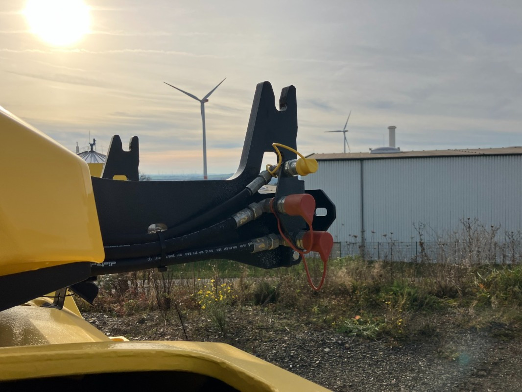 Roller BOMAG DE BW 174 AP-5 AM Hybrid Stage V/Tier 4f: picture 35 Roller BOMAG DE BW 174 AP-5 AM Hybrid Stage V/Tier 4f: picture 35