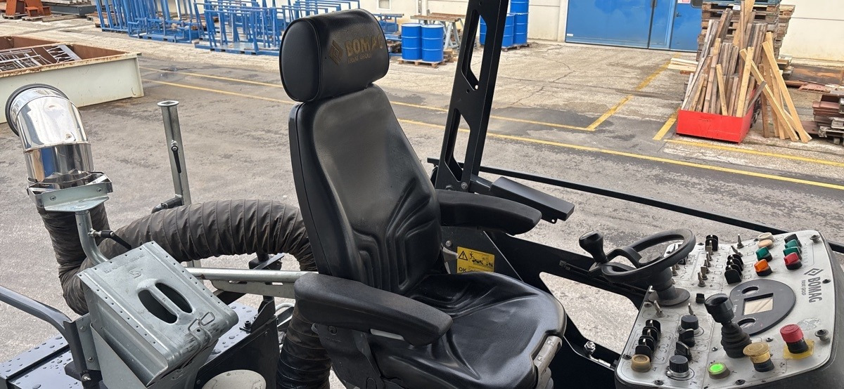 Leasing of BOMAG IT BF 300 P-2 S340-2 TV  Stage V/Tier 4f BOMAG IT BF 300 P-2 S340-2 TV  Stage V/Tier 4f: picture 11