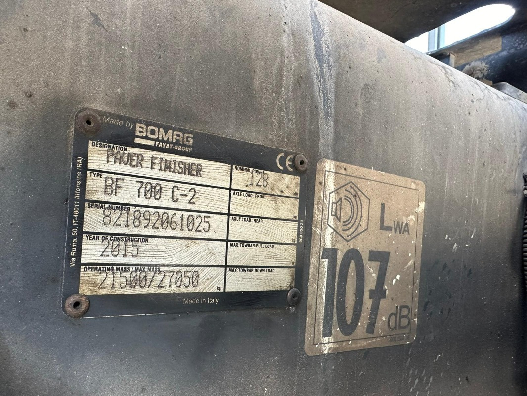 Asphalt paver BOMAG IT BF 700 C-2 S500  Stage IV/Tier 4f: picture 6