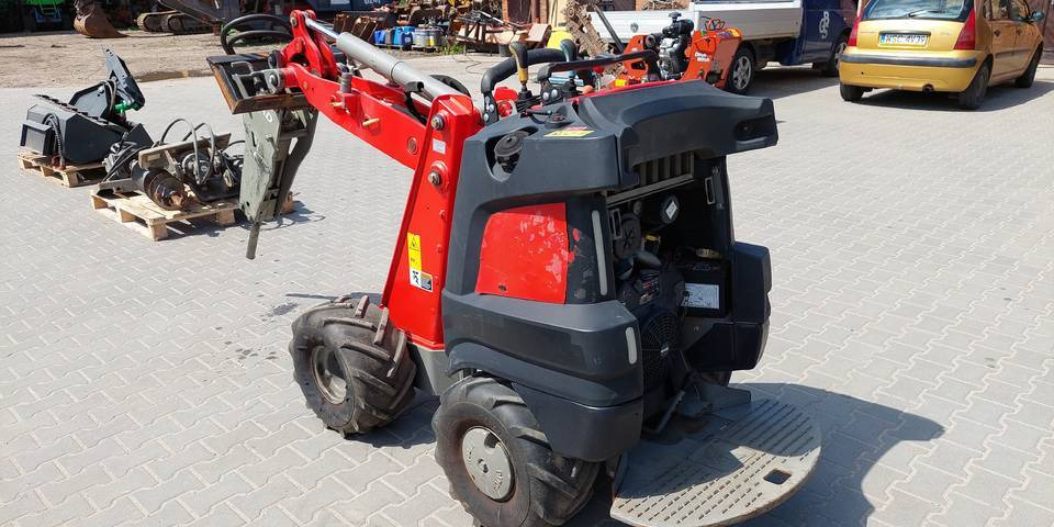 Leasing of  Koparka łańcuchowa miniładowarka Ditch Witch R300 wiertnica Koparka łańcuchowa miniładowarka Ditch Witch R300 wiertnica: picture 7