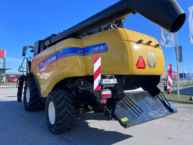 New Holland CX 8.80 - Combine harvester: picture 5 New Holland CX 8.80 - Combine harvester: picture 5
