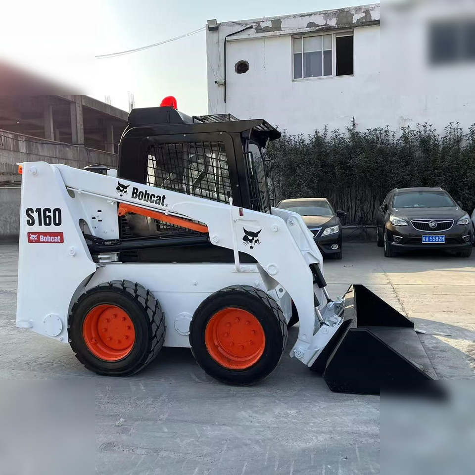 BOBCAT S160 - Skid steer loader: picture 2 BOBCAT S160 - Skid steer loader: picture 2
