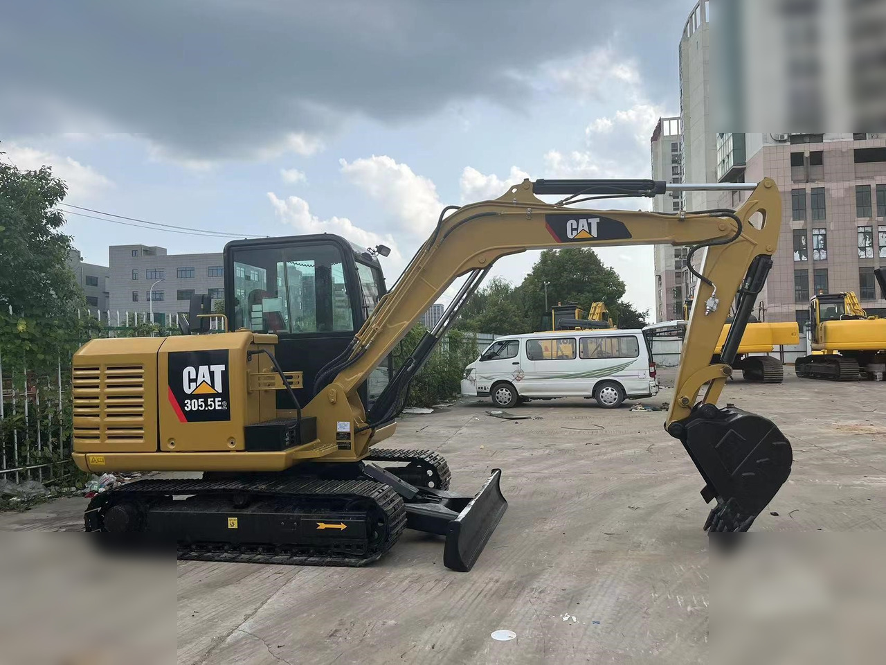 Mini excavator CATERPILLAR 305.5E2: picture 6