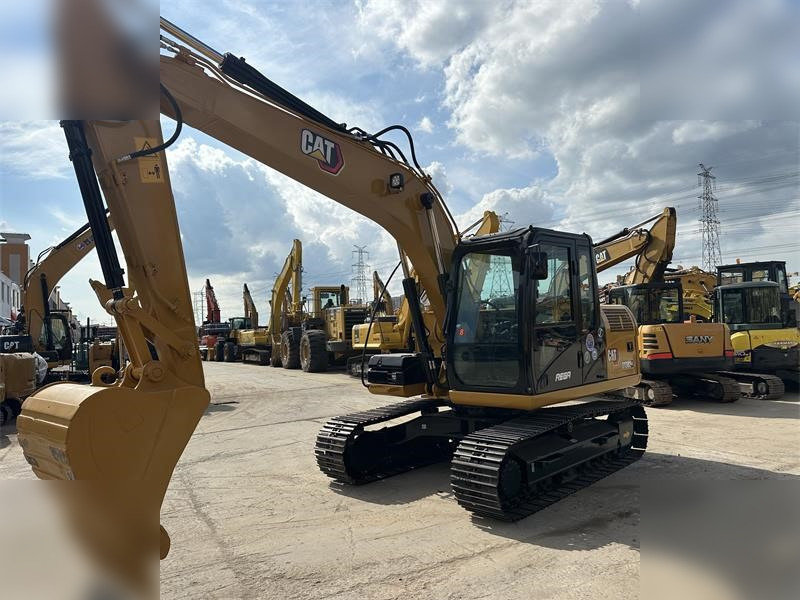 CATERPILLAR 313D2 GC - Crawler excavator: picture 2 CATERPILLAR 313D2 GC - Crawler excavator: picture 2