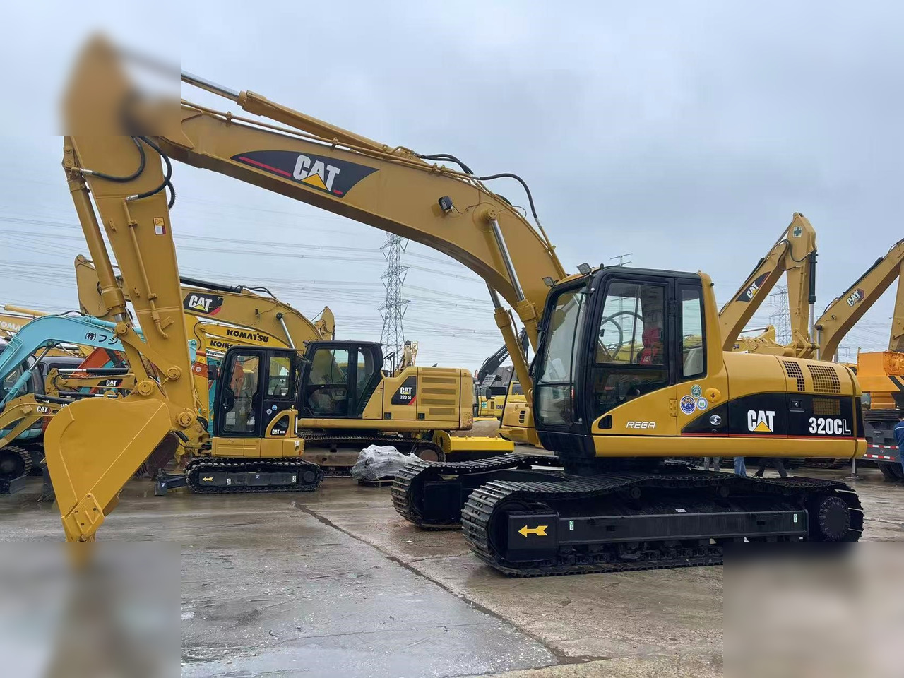 CATERPILLAR 320CL - Crawler excavator: picture 1 CATERPILLAR 320CL - Crawler excavator: picture 1