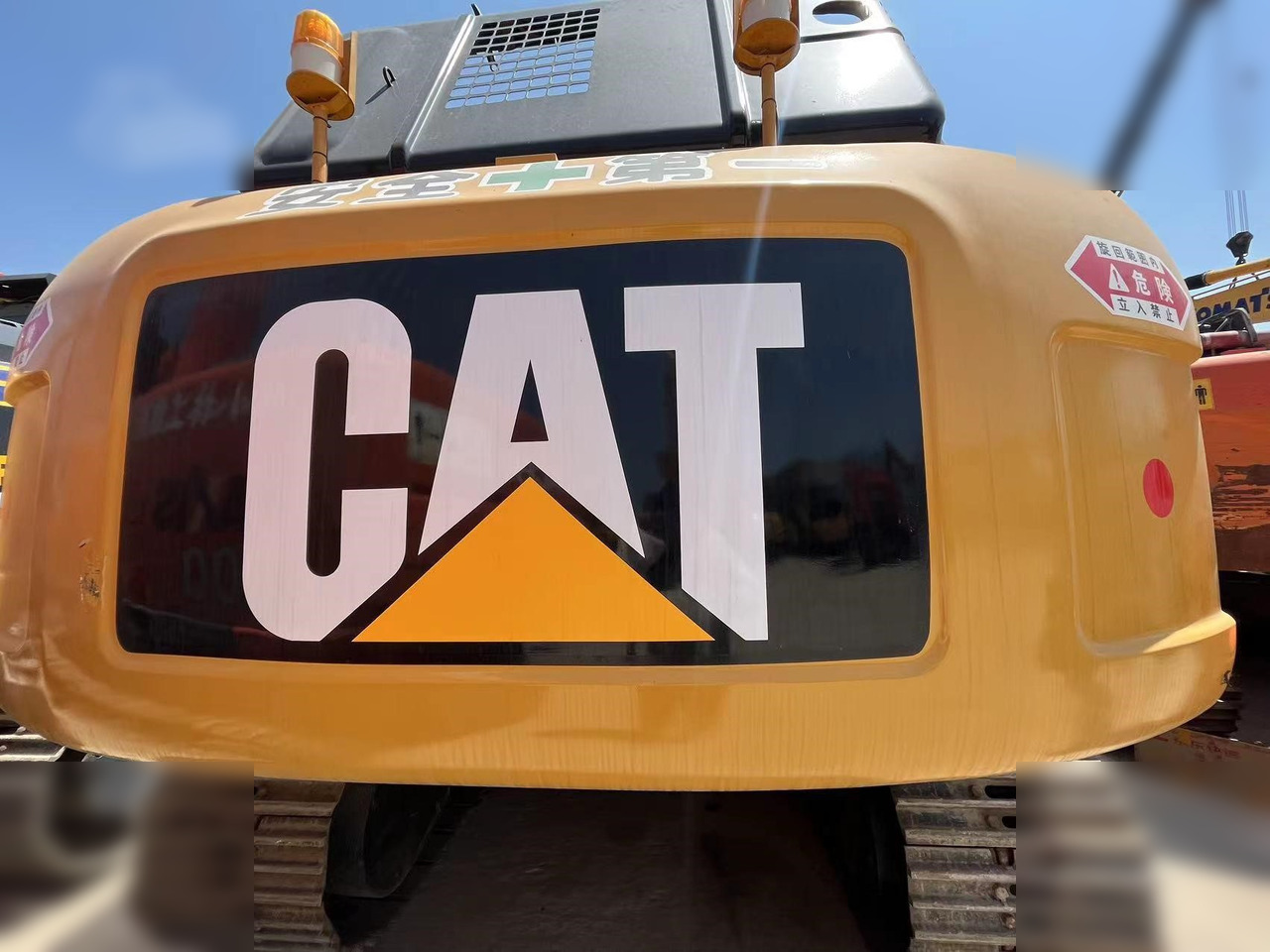 CATERPILLAR 320D - Crawler excavator: picture 2 CATERPILLAR 320D - Crawler excavator: picture 2