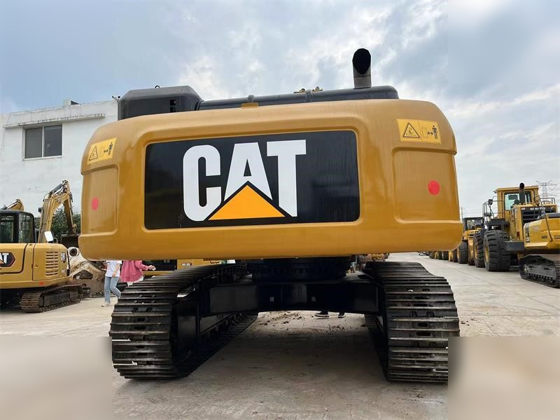 Crawler excavator CATERPILLAR 336D: picture 11