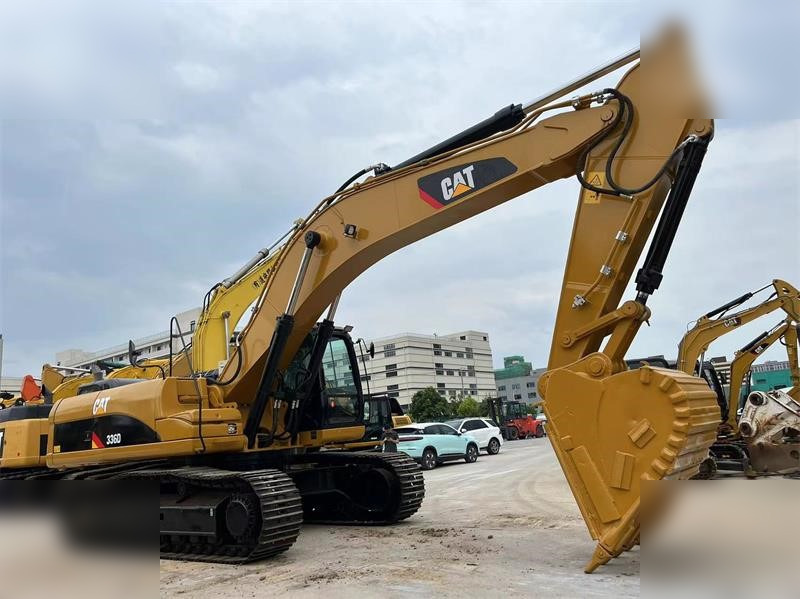 Crawler excavator CATERPILLAR 336D: picture 9