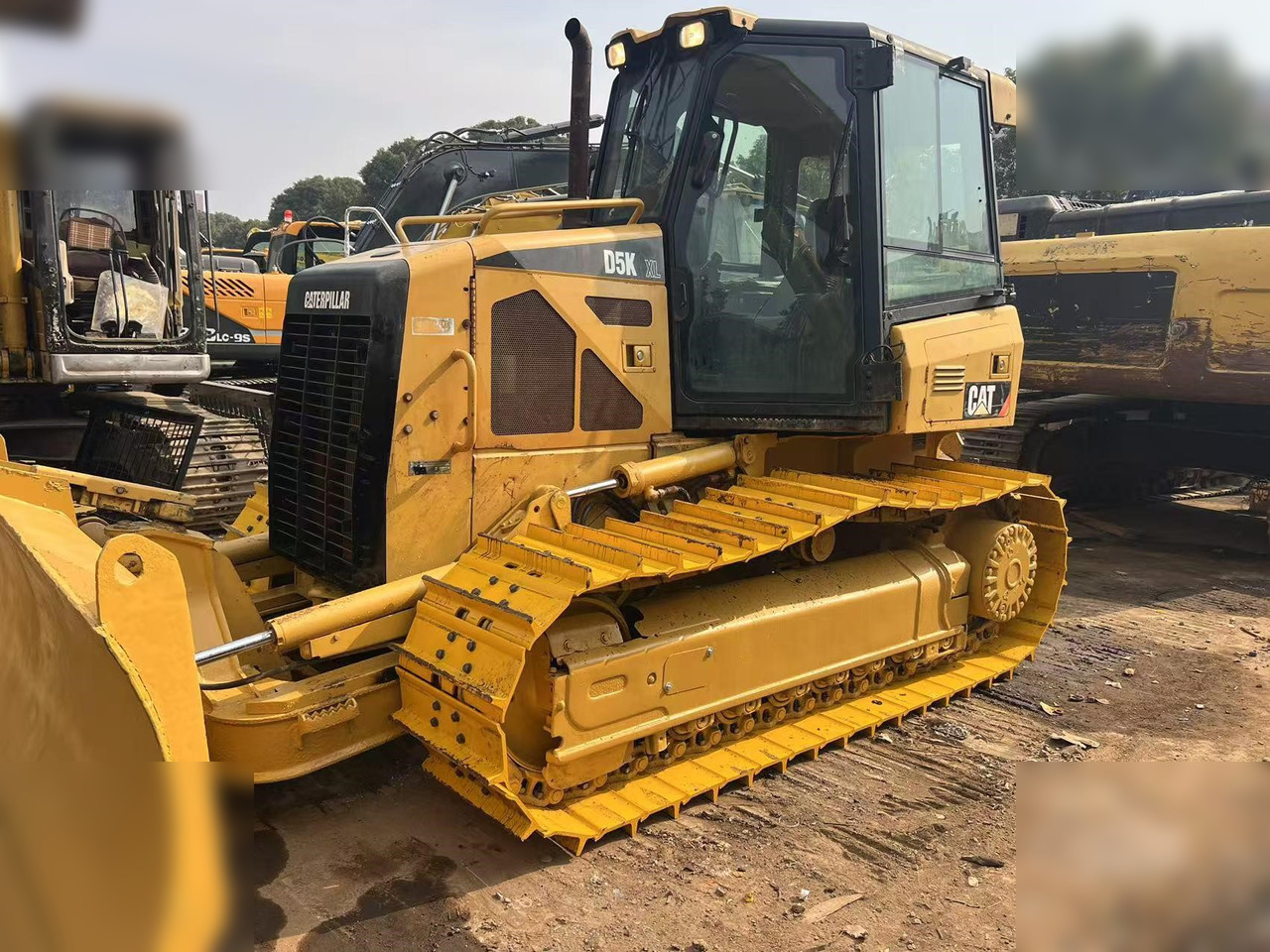CATERPILLAR D5K XL - Bulldozer: picture 4 CATERPILLAR D5K XL - Bulldozer: picture 4