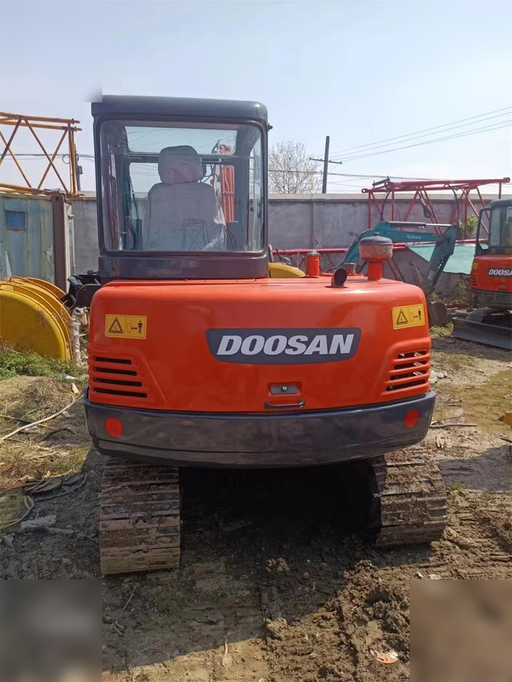 DOOSAN DH55 - Mini excavator: picture 3 DOOSAN DH55 - Mini excavator: picture 3