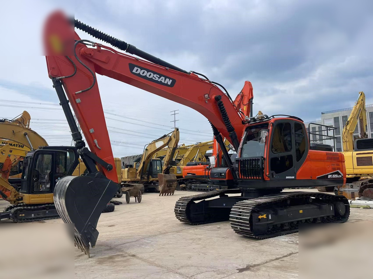 DOOSAN DX225 LC - Crawler excavator: picture 5 DOOSAN DX225 LC - Crawler excavator: picture 5