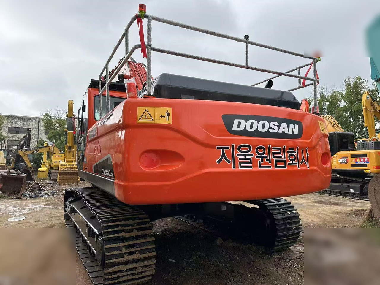 DOOSAN DX340 LCA - Crawler excavator: picture 5 DOOSAN DX340 LCA - Crawler excavator: picture 5