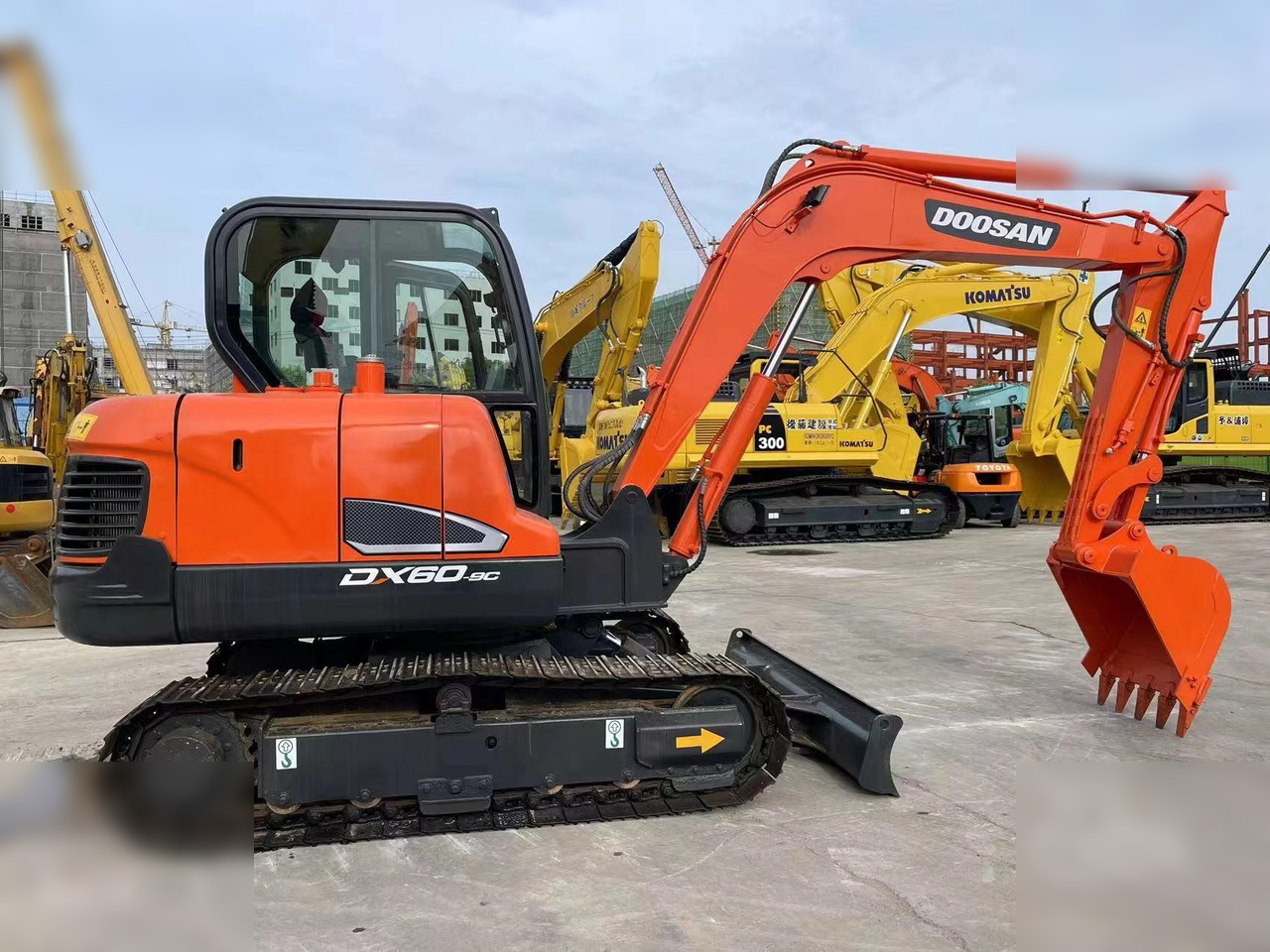 DOOSAN DX60-9C - Crawler excavator: picture 1 DOOSAN DX60-9C - Crawler excavator: picture 1
