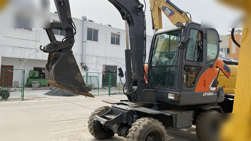 DOOSAN DX60W ECO - Wheel excavator: picture 2 DOOSAN DX60W ECO - Wheel excavator: picture 2