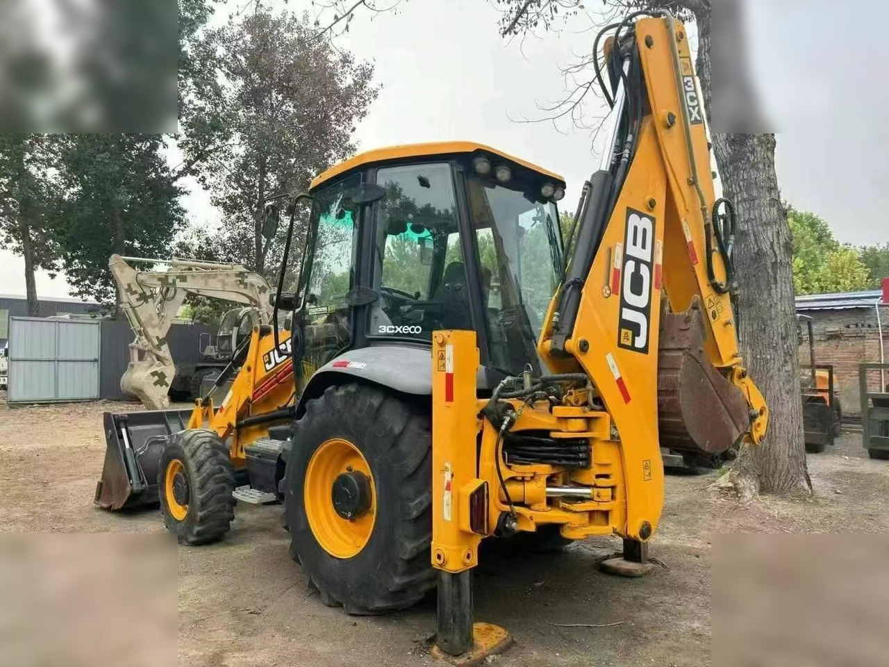 JCB 3CX - Backhoe loader: picture 3 JCB 3CX - Backhoe loader: picture 3