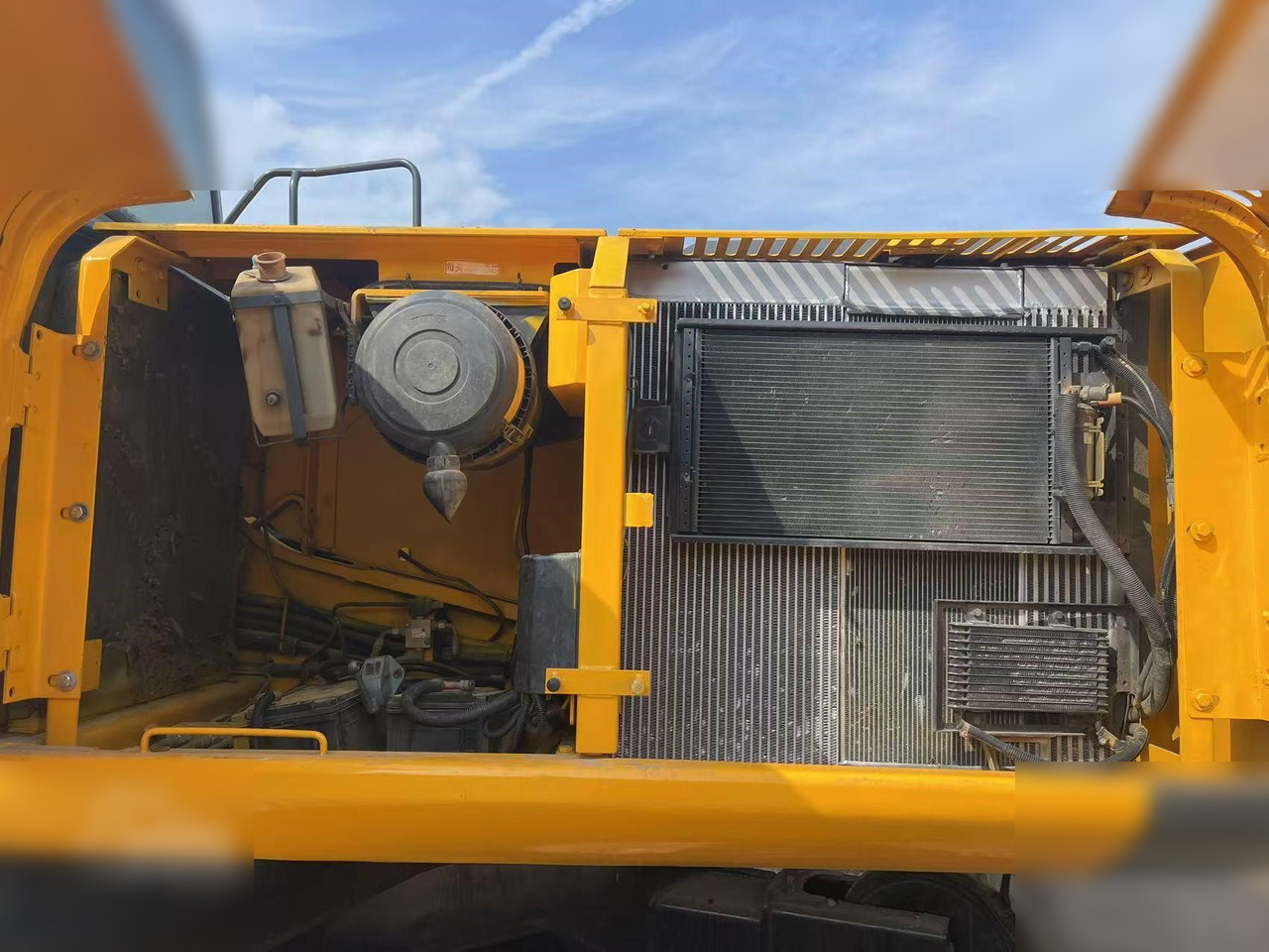 Leasing of JCB JS220 LC JCB JS220 LC: picture 6