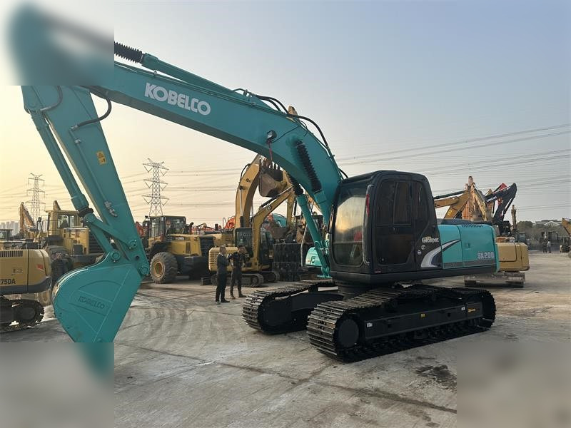 KOBELCO SK200-6E - Crawler excavator: picture 2 KOBELCO SK200-6E - Crawler excavator: picture 2