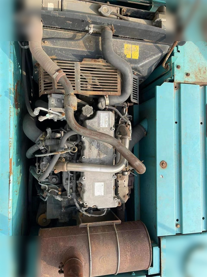 Crawler excavator KOBELCO SK200-8: picture 10
