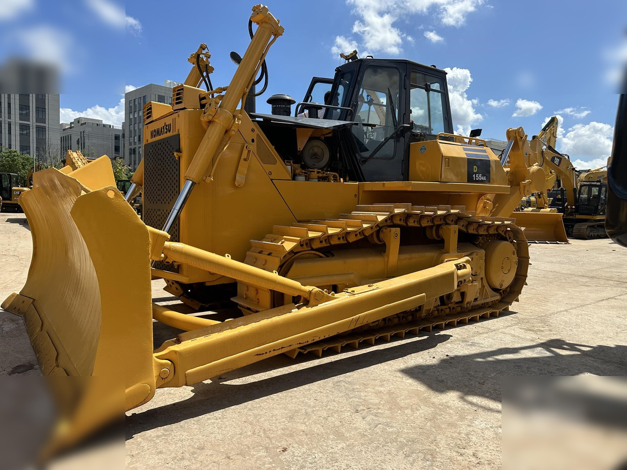 KOMATSU D155A-5 - Bulldozer: picture 3 KOMATSU D155A-5 - Bulldozer: picture 3