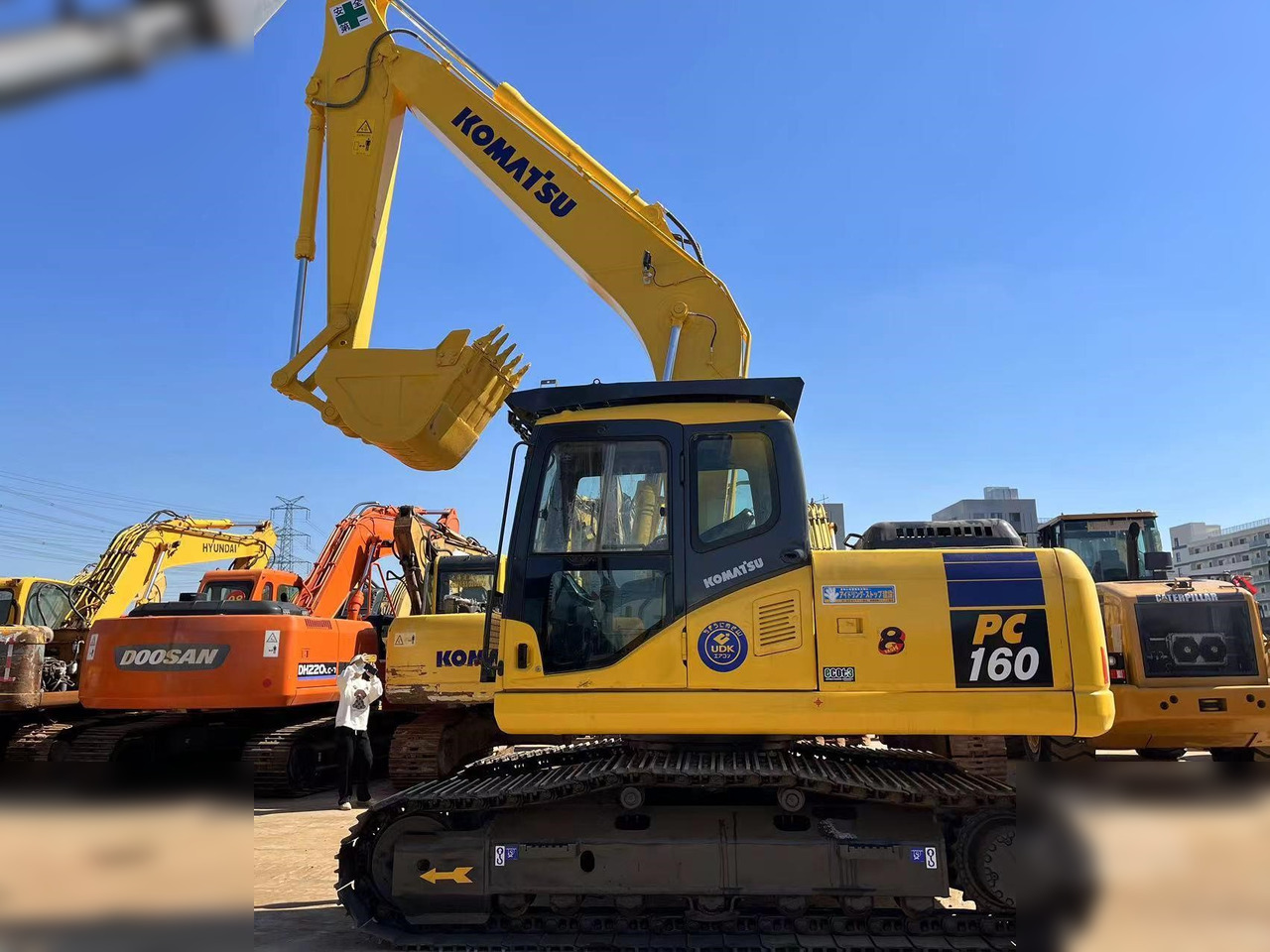KOMATSU PC160-7 - Crawler excavator: picture 1 KOMATSU PC160-7 - Crawler excavator: picture 1