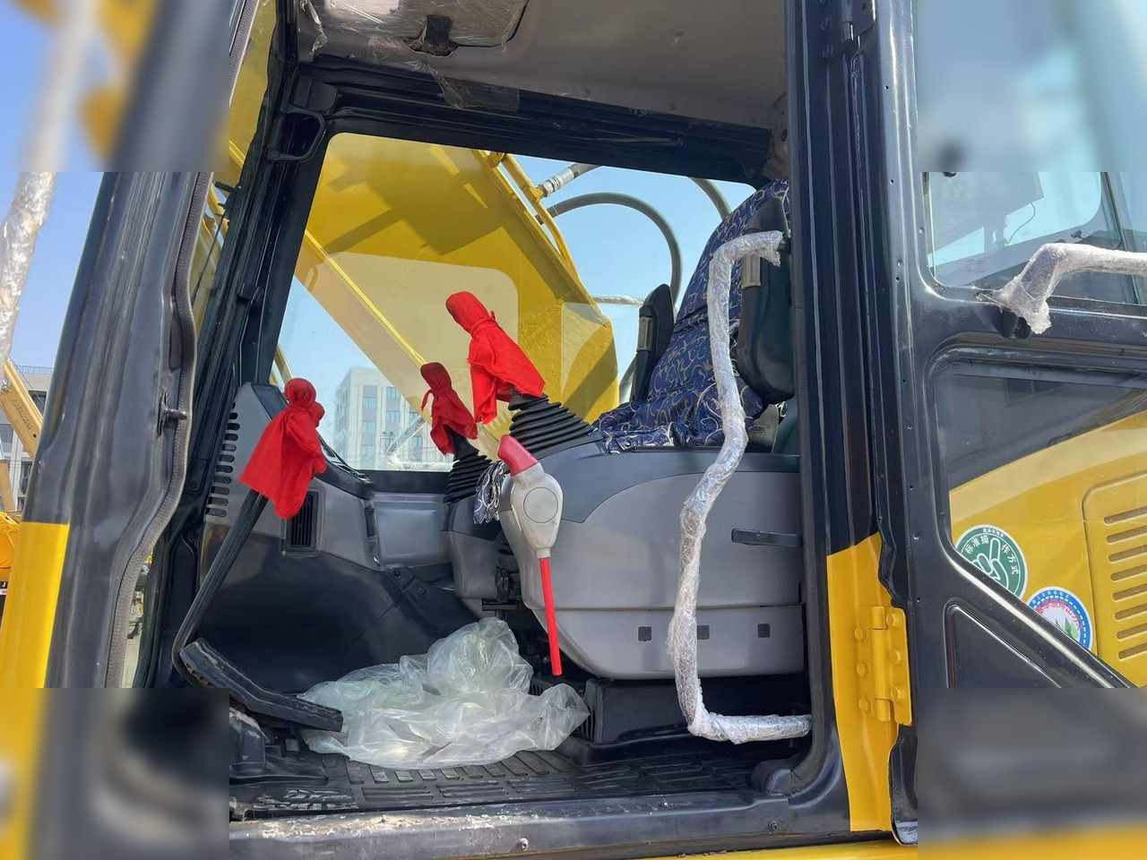 Leasing of KOMATSU PC220-7 KOMATSU PC220-7: picture 9