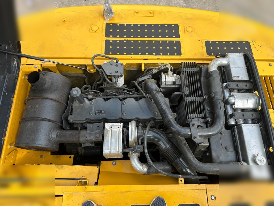 Leasing of KOMATSU PC220-8 KOMATSU PC220-8: picture 10