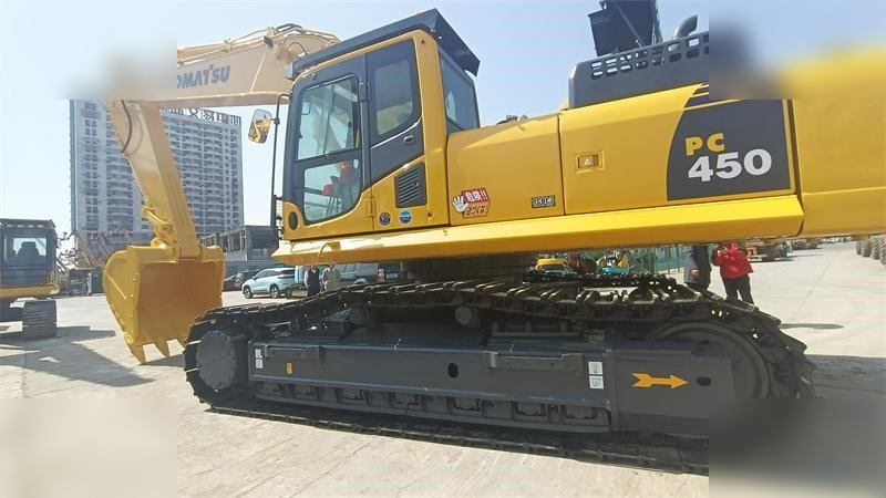 KOMATSU PC450-8 - Crawler excavator: picture 2 KOMATSU PC450-8 - Crawler excavator: picture 2