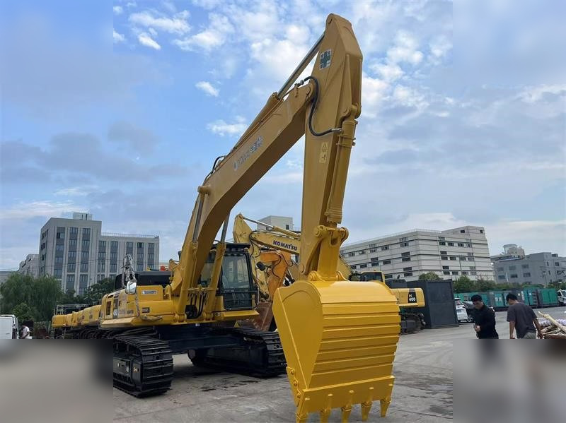 KOMATSU PC450-8 - Crawler excavator: picture 5 KOMATSU PC450-8 - Crawler excavator: picture 5