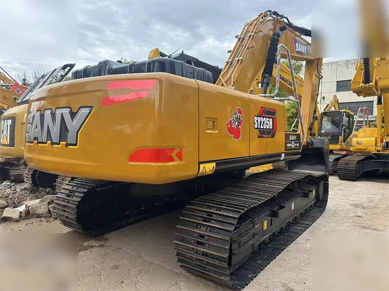SANY SY235C - Crawler excavator: picture 2 SANY SY235C - Crawler excavator: picture 2