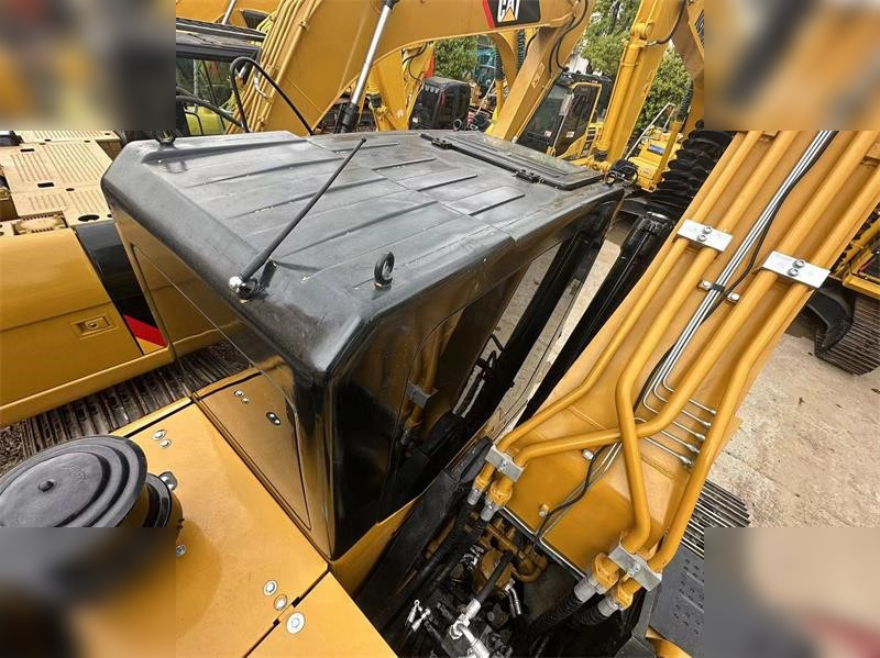 SANY SY235C - Crawler excavator: picture 4 SANY SY235C - Crawler excavator: picture 4