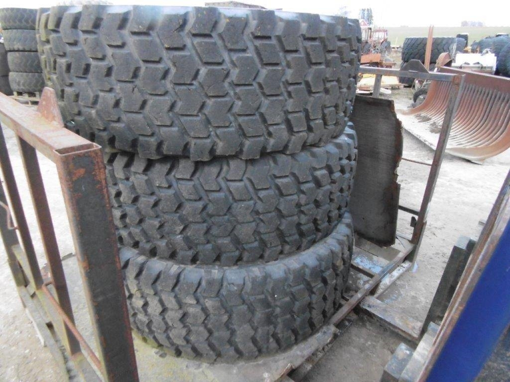 Nokian 20,5x25 - Tire for Construction machinery: picture 1 Nokian 20,5x25 - Tire for Construction machinery: picture 1