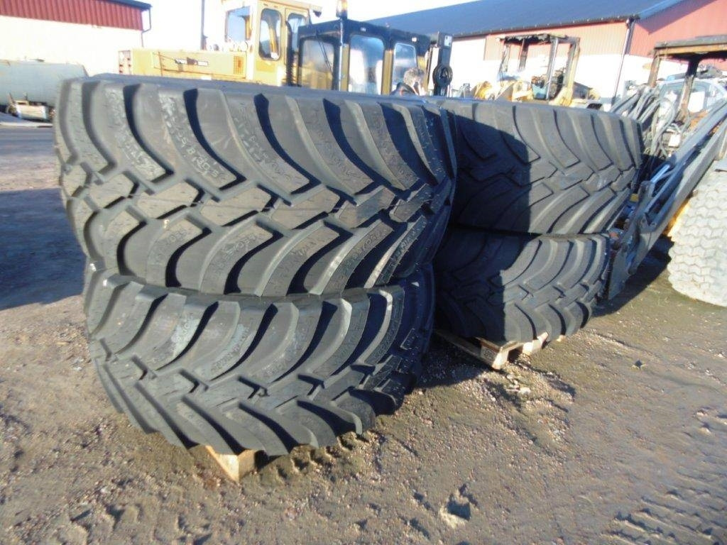 Trelleborg Twin 650-65-30,5 - Wheel and tire package: picture 1 Trelleborg Twin 650-65-30,5 - Wheel and tire package: picture 1