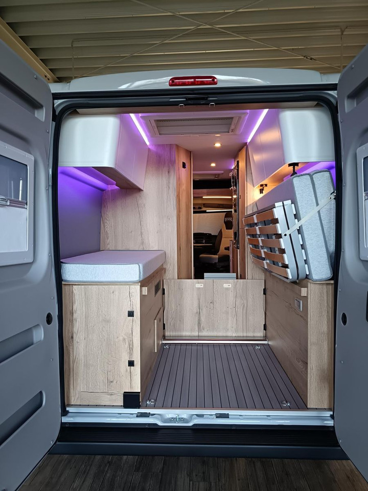 Camper van Clever Celebration 600 MJ24*AHK*MARKISE*ACC*R-KAM*RADIO: picture 9 Camper van Clever Celebration 600 MJ24*AHK*MARKISE*ACC*R-KAM*RADIO: picture 9