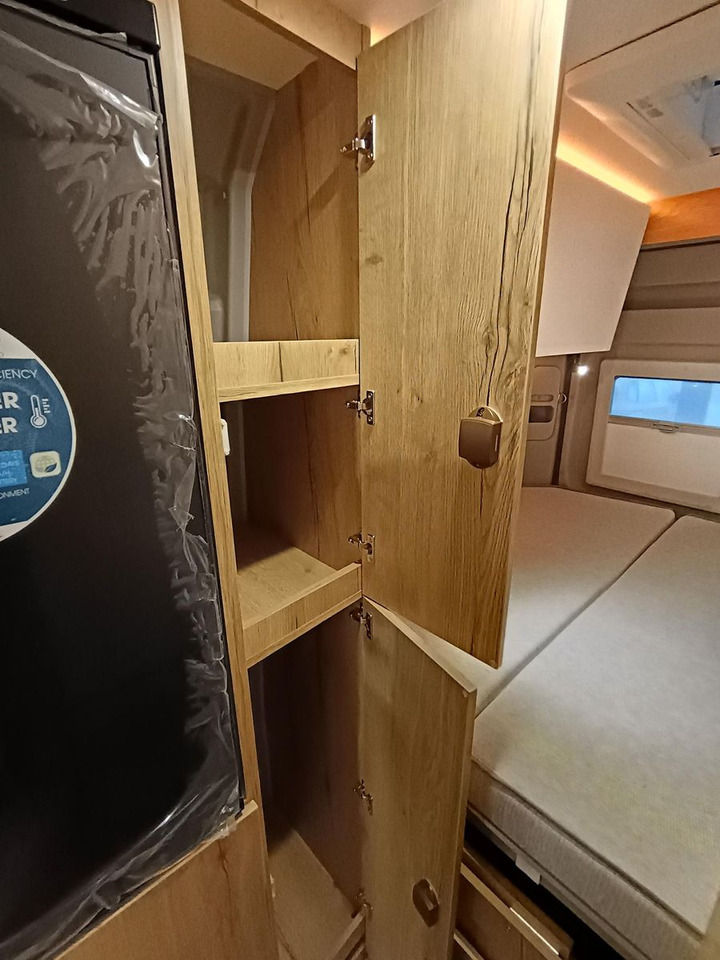 Camper van Clever Celebration 600 MJ24*AHK*MARKISE*ACC*R-KAM*RADIO: picture 24 Camper van Clever Celebration 600 MJ24*AHK*MARKISE*ACC*R-KAM*RADIO: picture 24