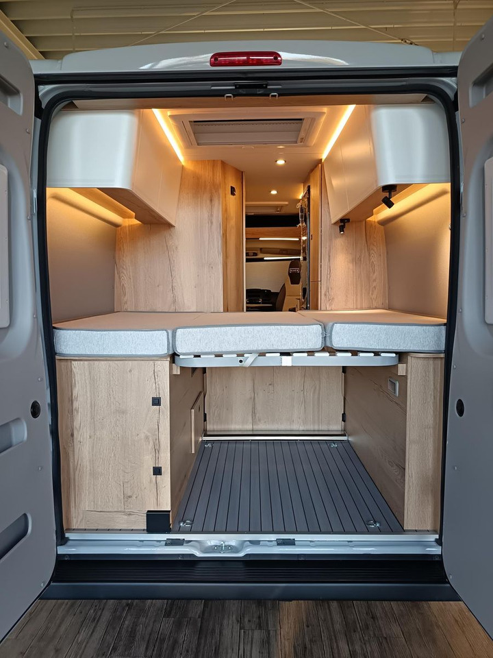 Camper van Clever Celebration 600 MJ24*AHK*MARKISE*ACC*R-KAM*RADIO: picture 8 Camper van Clever Celebration 600 MJ24*AHK*MARKISE*ACC*R-KAM*RADIO: picture 8