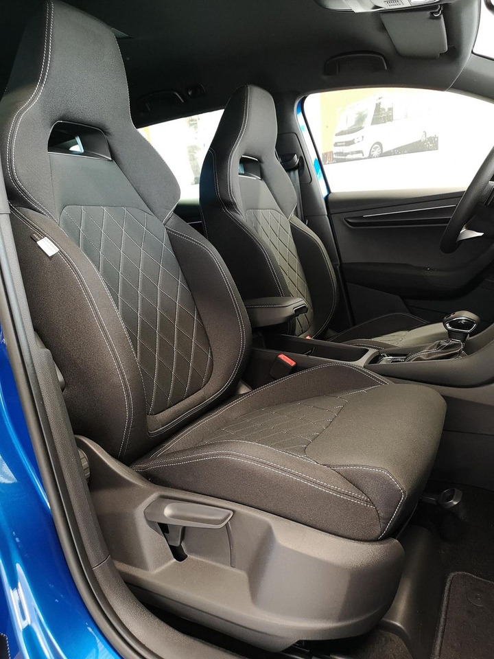 SUV Skoda Karoq Sportline 1,5 TSI DSG*AHK*360°5J.GARANTIE*: picture 20