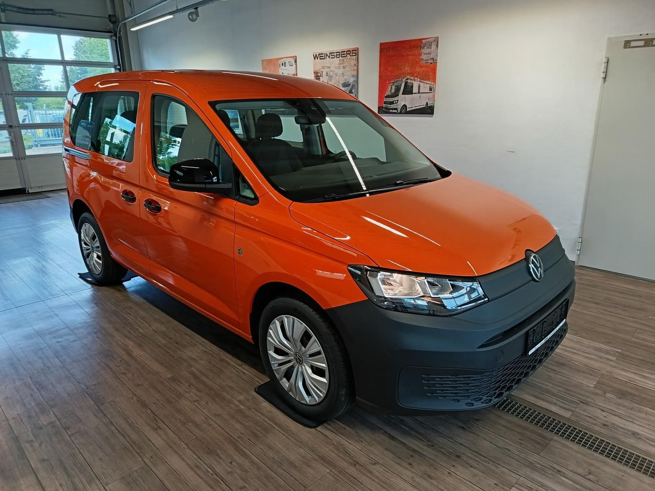 Volkswagen Caddy 2.0 TDI 75 kW*PDC*TEMP*DAB*KLIMA*5-SITZER* - Station wagon: picture 3 Volkswagen Caddy 2.0 TDI 75 kW*PDC*TEMP*DAB*KLIMA*5-SITZER* - Station wagon: picture 3