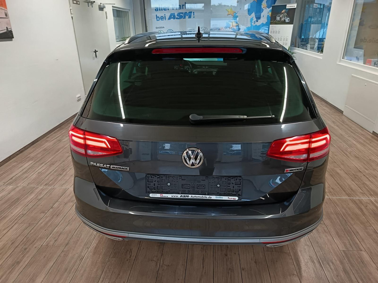 Volkswagen Passat Alltrack 2,0TDI DSG 4x4*360°*NAVI*ACC*LED - Station wagon: picture 5 Volkswagen Passat Alltrack 2,0TDI DSG 4x4*360°*NAVI*ACC*LED - Station wagon: picture 5