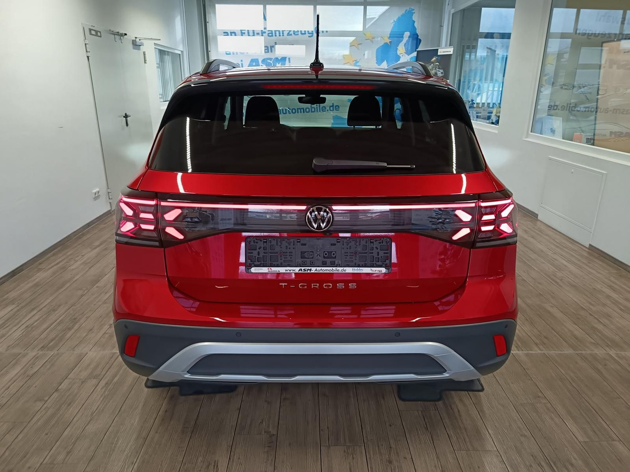 Volkswagen T-Cross Life 1.5 TSI DSG*AHK*MATRIX LED*ACC*SHZ* - SUV: picture 5 Volkswagen T-Cross Life 1.5 TSI DSG*AHK*MATRIX LED*ACC*SHZ* - SUV: picture 5