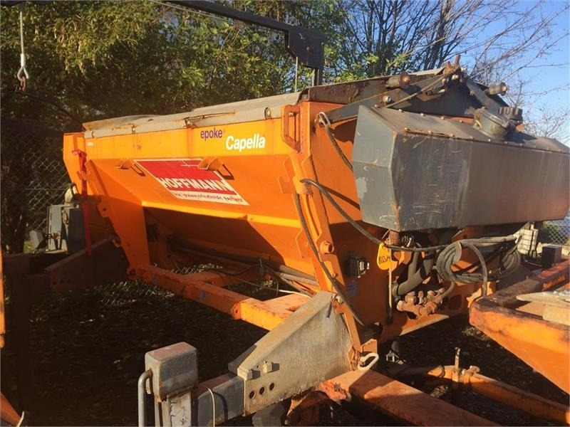 Epoke Capella SEG2600 - Sand/ Salt spreader for Utility/ Special vehicle: picture 1 Epoke Capella SEG2600 - Sand/ Salt spreader for Utility/ Special vehicle: picture 1