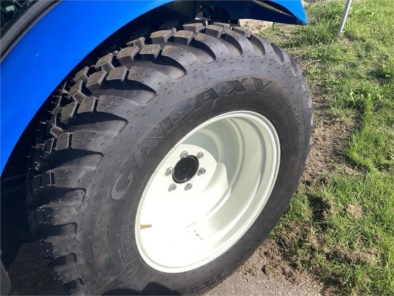 Galaxy Garden Pro hjulsæt - New Holland - Wheel and tire package: picture 3 Galaxy Garden Pro hjulsæt - New Holland - Wheel and tire package: picture 3