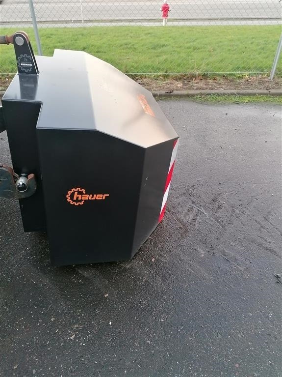 Hauer 1500 kg - Counterweight: picture 3 Hauer 1500 kg - Counterweight: picture 3
