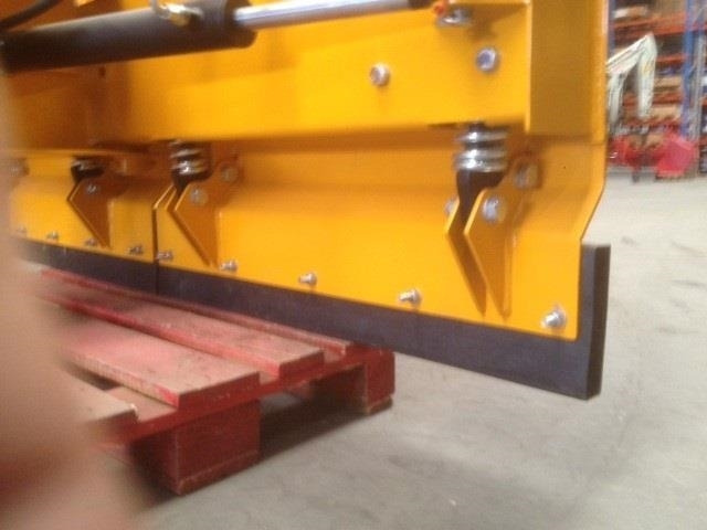 JST MS-200 Sneplov - Snow plough for Agricultural machinery: picture 4 JST MS-200 Sneplov - Snow plough for Agricultural machinery: picture 4